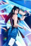 221204-KARA-Gyuri-WHEN-I-MOVE-at-Inkigayo-documents-5.jpeg