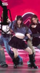 Shapeshifter (Baby DONT Cry Kumi FanCam) @SBS Inkigayo 260315.mp4