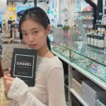 250809-jennie-instagram-update-v0-dic8iwpwr9xg1.webp