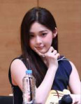 260405 Beni at EVERLINE Fansign Event - 1.jpg