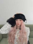260204-niziu-twitter-updates-behind-photos-v0-qu0kzsyq6hhg1.webp