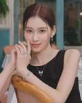 260210-sana-looking-stunning-x-graff-v0-3b9kmirn1nig1.webp